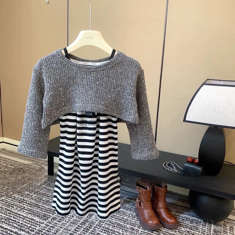 Váy bé gái, set váy thu đông cho bé: váy zip kẻ 2 dây và áo len dày croptop size 10-30kg