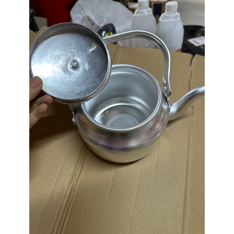 Ấm đun nước bằng nhôm loại 1.5 lít