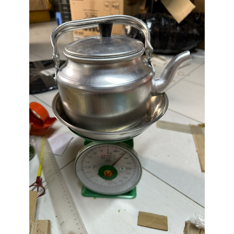 Ấm đun nước bằng nhôm loại 1.5 lít