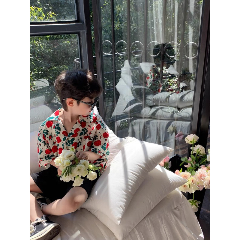 Áo sơ mi cho bé trai BATALA KIDS hoạ tiết HOA ĐỎ ĐEN siêu ngầu cho bé từ 10- 22kg SM-HOADODEN