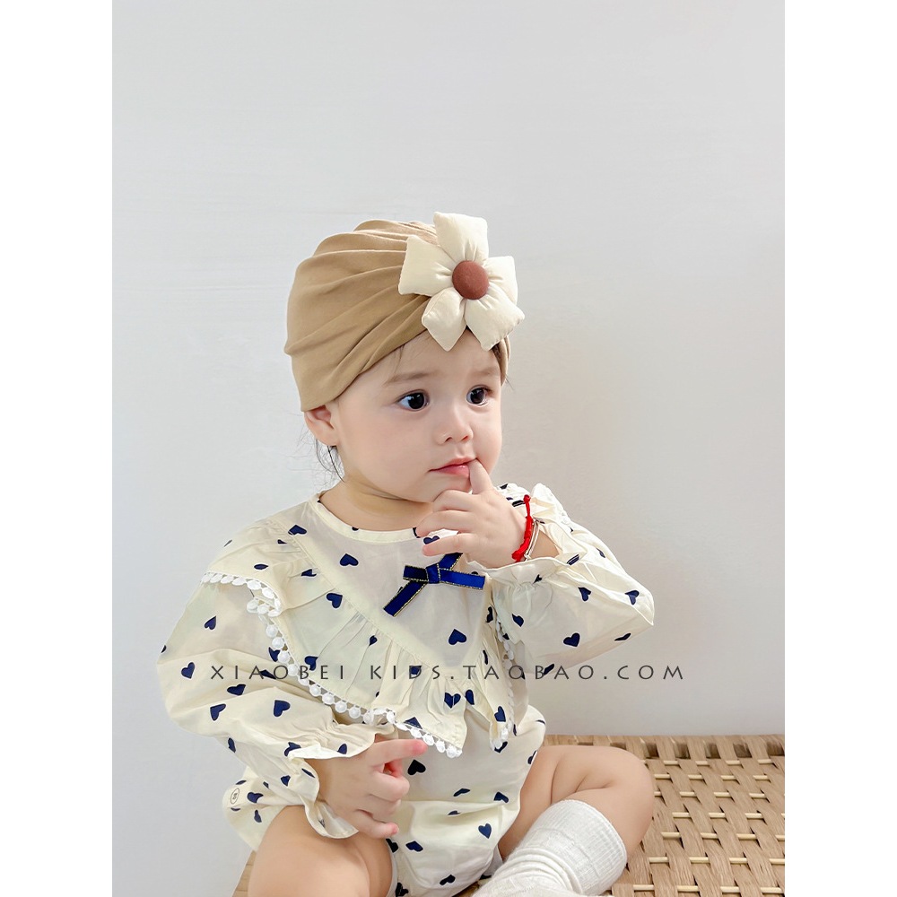 Set mũ turban cho bé sơ sinh/nón turban đính nơ màu trà sữa kèm tất hoa phong cách Hàn Quốc cho bé 0-12 tháng