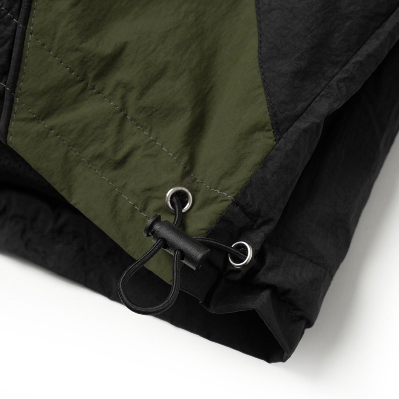 Áo khoác dù cropped chống nước 80% | MIRK21 WB jacket Black/Olive green.