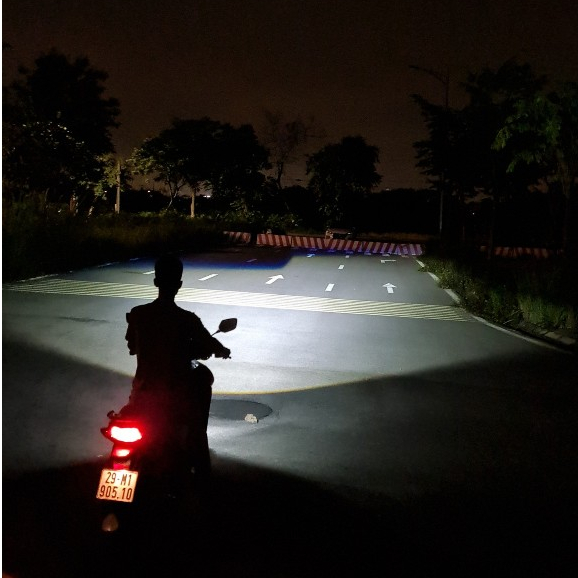 Đèn Pha Bi Cầu T40 60W/H4/12.24V/DC Cắt Sáng Chống Chói Lắp Zin