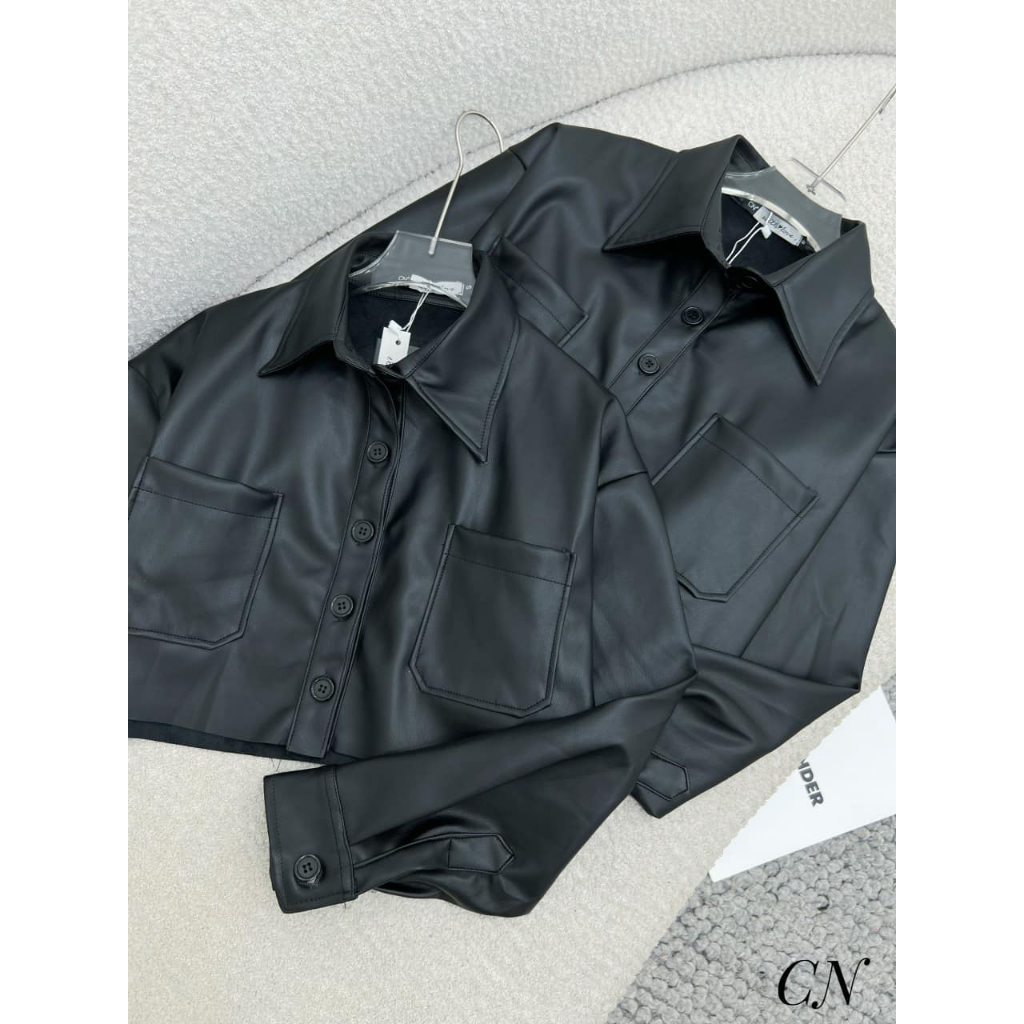 Áo khoác da dáng croptop túi 2 bên dài tay