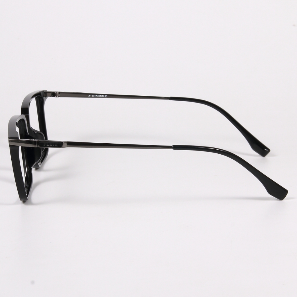 Gọng kính mắt vuông Vietphat Eyewear Pleik26080