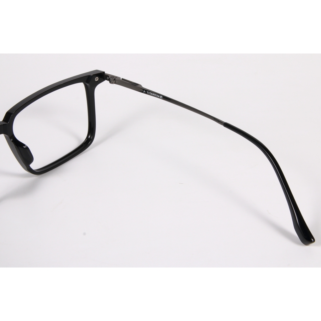 Gọng kính mắt vuông Vietphat Eyewear Pleik26080