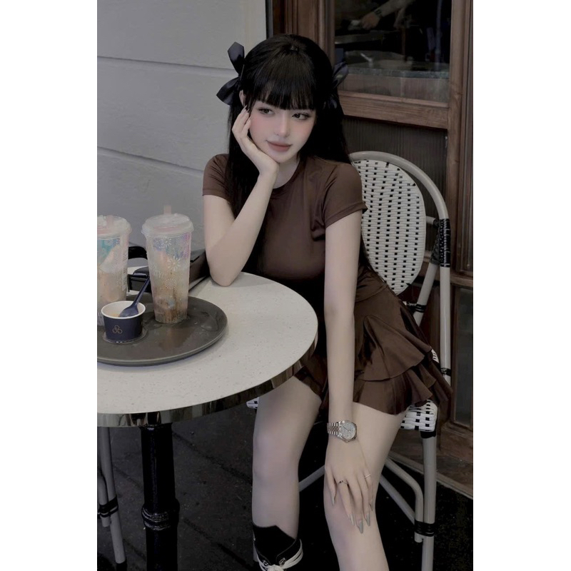 Set áo cổ tròn tùng xòe kèm chân váy xòe gân tăm - Bộ 2 món áo body cổ tròn kèm chân váy