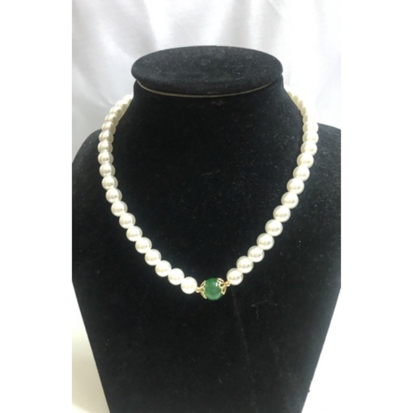 Vòng cổ mặt charm đá xanh cổ điển - 40cm