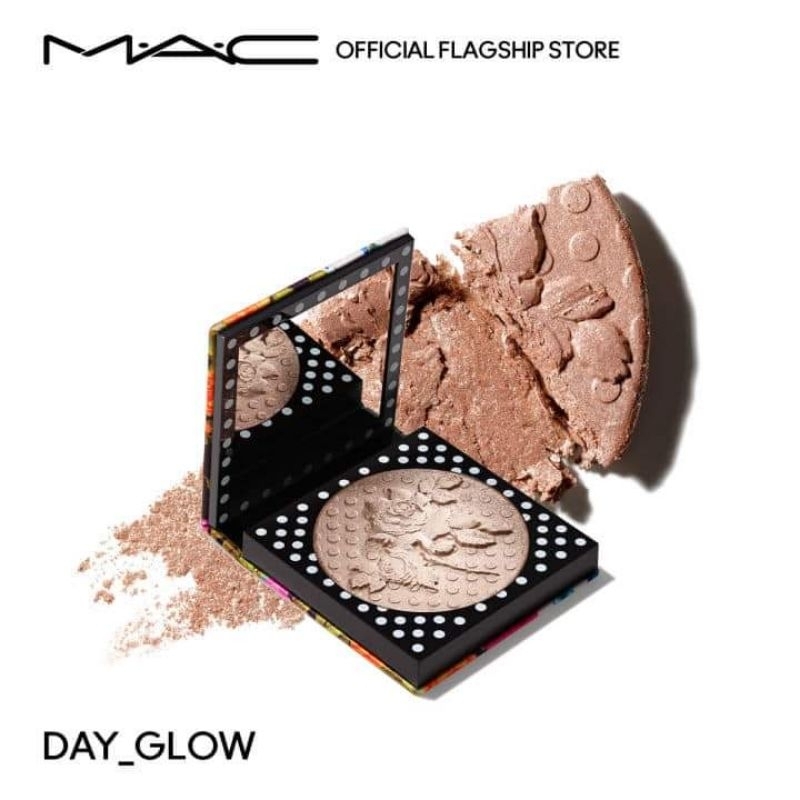 Phấn highlight MAC Richard Quinn