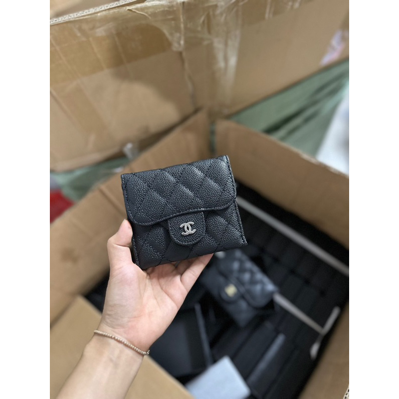 Ví mini Chan nel trần ô dáng vuông