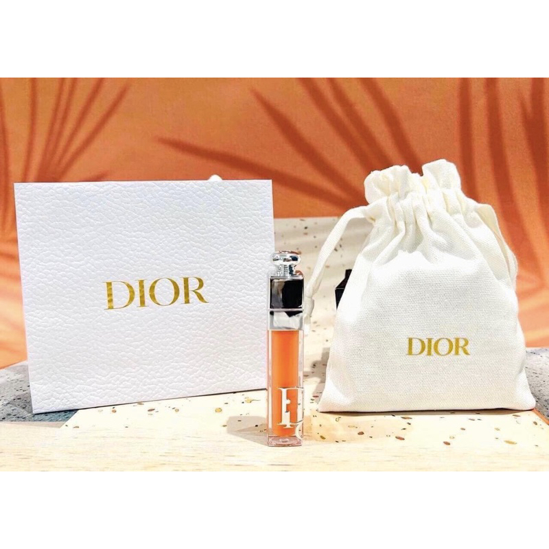 Set quà tặng son dưỡng Dior (gồm 1 son + Túi vải + Túi giấy)