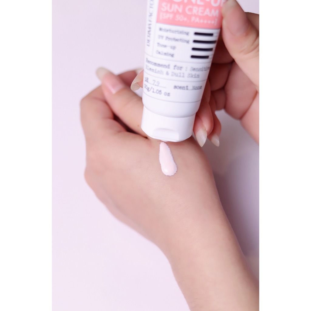 Kem chống nắng Derma Factory nâng tone tự nhiên 30g - BonnieCosmetics