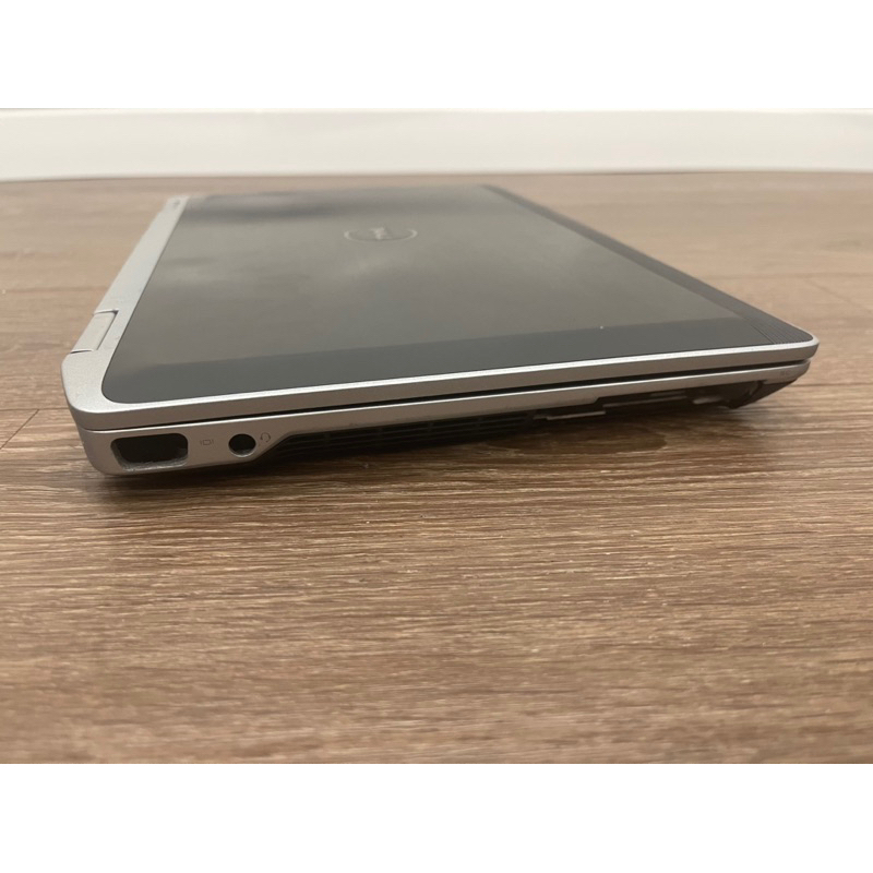 Vỏ Dell E6320 full mặt đẹp long lanh đẹp 98% kèm nội thất như ảnh