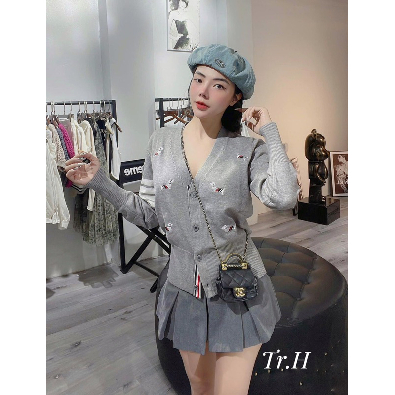 ÁO CADIGAN THOM HOẠ TIẾT CON CHÓ