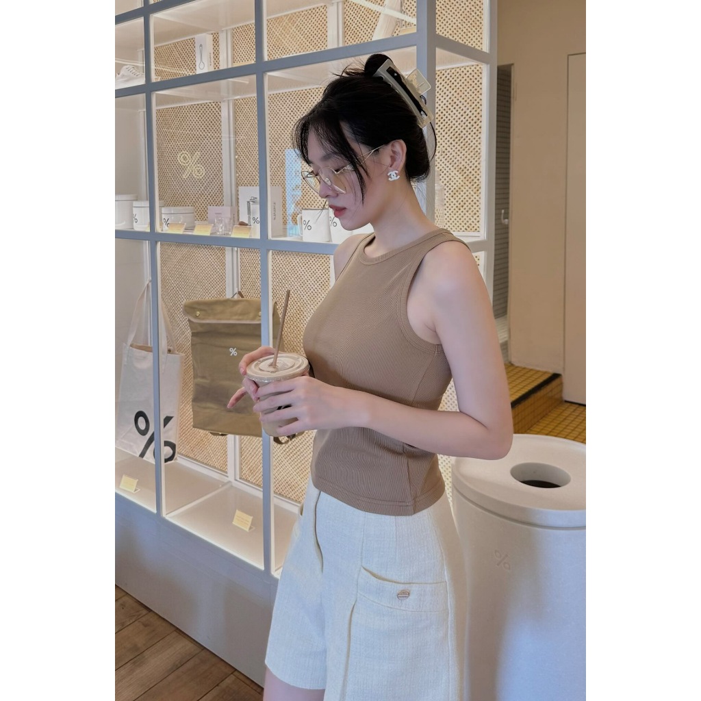 Áo Tank Top Nữ MONOTALK - Áo Ba Lỗ Chất Cotton Kẻ Tăm Dáng Ôm Cổ Yếm Có Đường Ly Sau Lưng (Version II) T20001FT