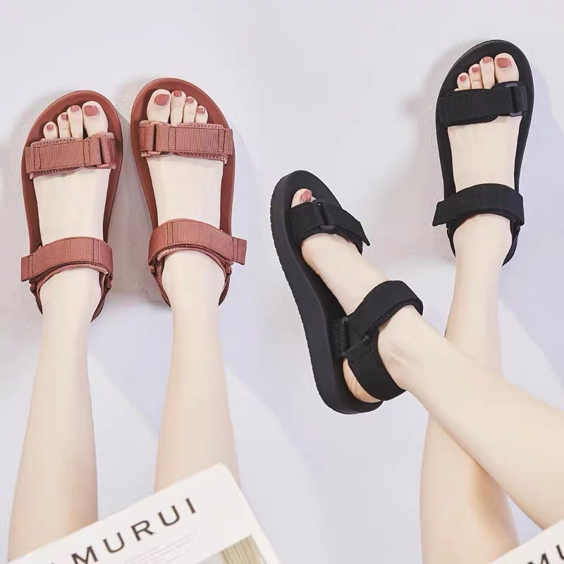 Giày sandal đế bằng 2 quai fashion quai dán xé điều chỉnh cao cấp siêu nhẹ thoáng khí êm chân