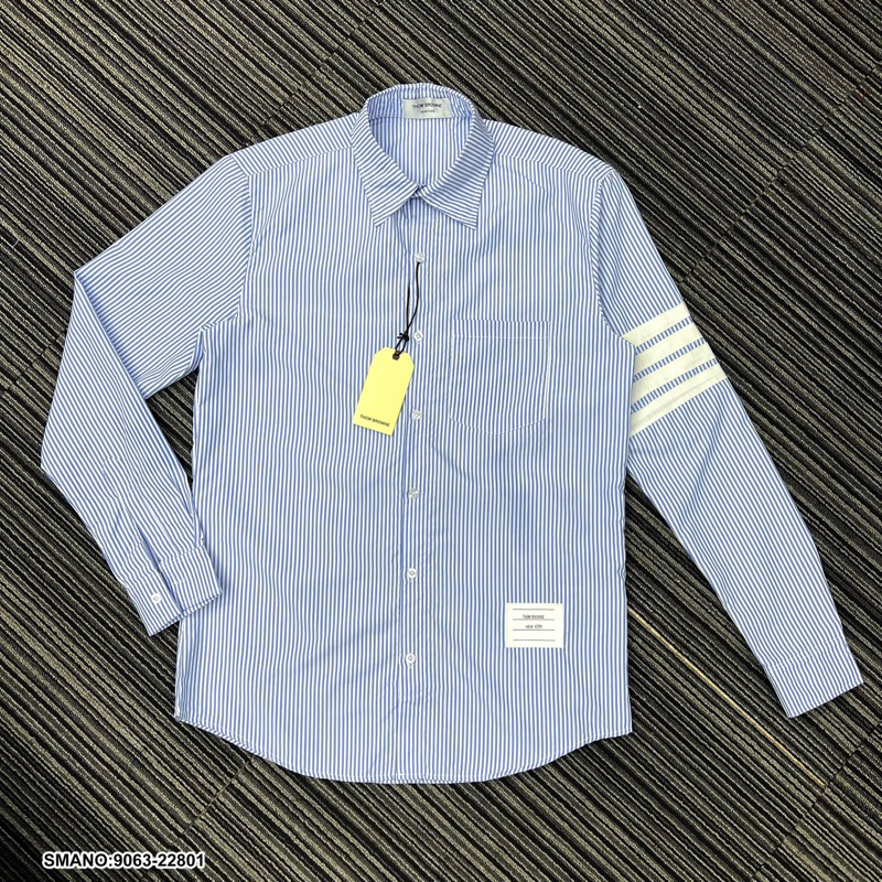 Áo SơMi Kẻ Nam Nữ Dài Tay Thome Sọc Xanh Trắng Thêu 4 Vạch Kẻ Trắng Ống Tay Logo Chữ Bụng Cho Các Boy Phố Đi Học