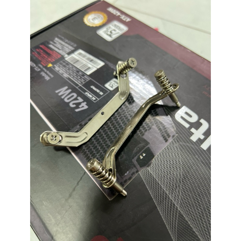 Gông/clip gài chân tản nhiệt CR1000