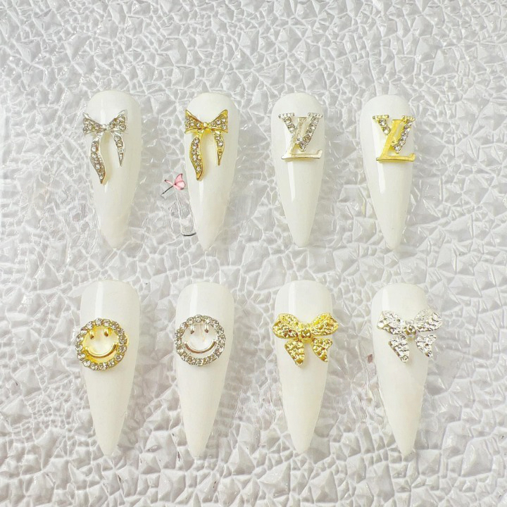 Phụ Kiện Charm Đá Nail Charm Cao Cấp Đính Móng Tay Hình Logo Thương Hiệu Đính Đá