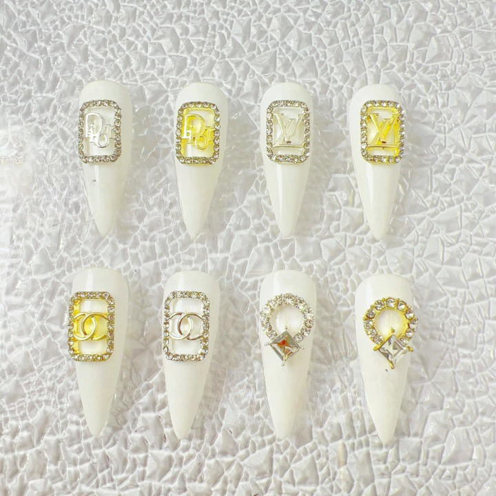 Phụ Kiện Charm Đá Nail Charm Cao Cấp Đính Móng Tay Hình Logo Thương Hiệu Đính Đá