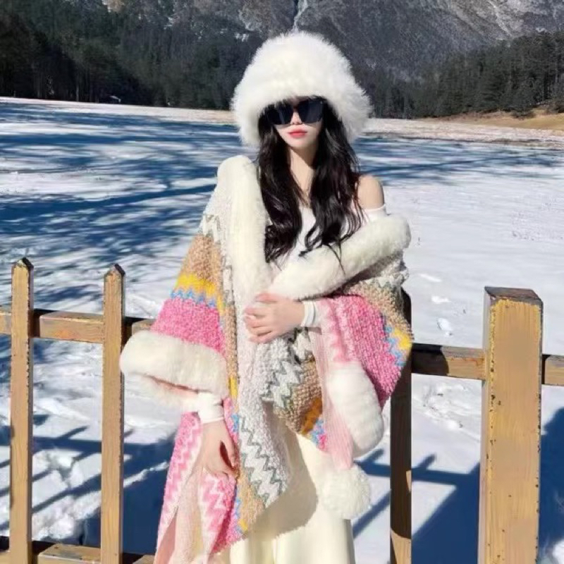 Áo Choàng Thổ Cẩm Bohemian Viền Lông Thời Trang Nữ Thổ Cẩm Mã 2023 Kèm Ảnh Thật