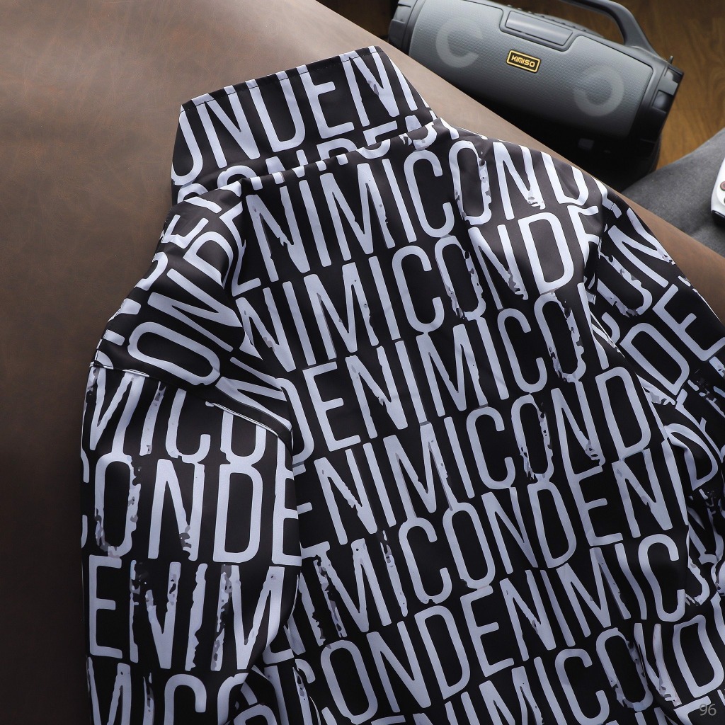 Áo khoác nam ICONDENIM Grunge Pattern chất dù chống thấm - AKID0096