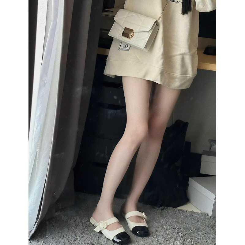 Túi xách nữ khoá vuông Cn.K