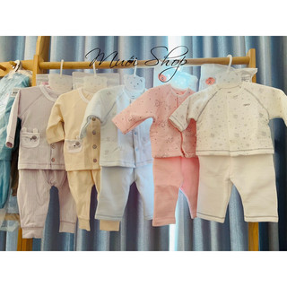 Bộ quần áo dài tay  nous cài thẳng cho bé từ 0-3 tháng đến 9-12 tháng( k kèm phụ kiện)