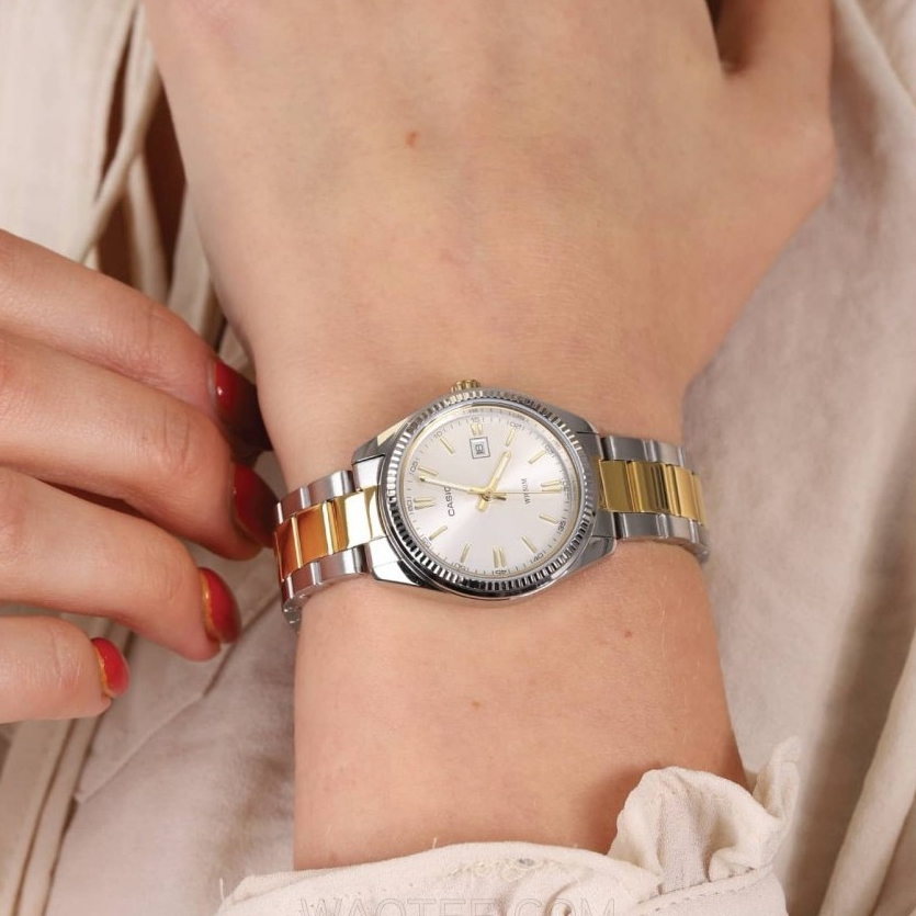 Đồng hồ Casio nữ LTP-1302SG-7AVDF dây kim loại chính hãng