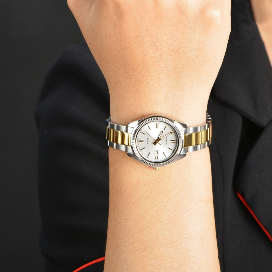 Đồng hồ Casio nữ LTP-1302SG-7AVDF dây kim loại chính hãng