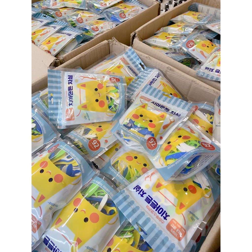 Chỉ nha khoa trẻ em giúp vệ sinh răng miệng gói 92 chiếc Hàn Quốc