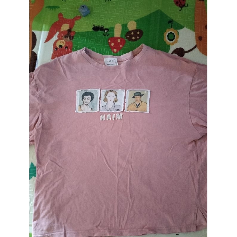 Áo phông thêu hình