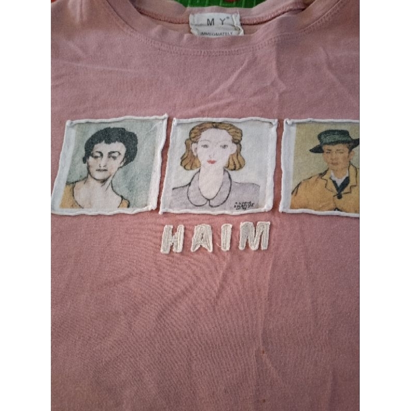 Áo phông thêu hình