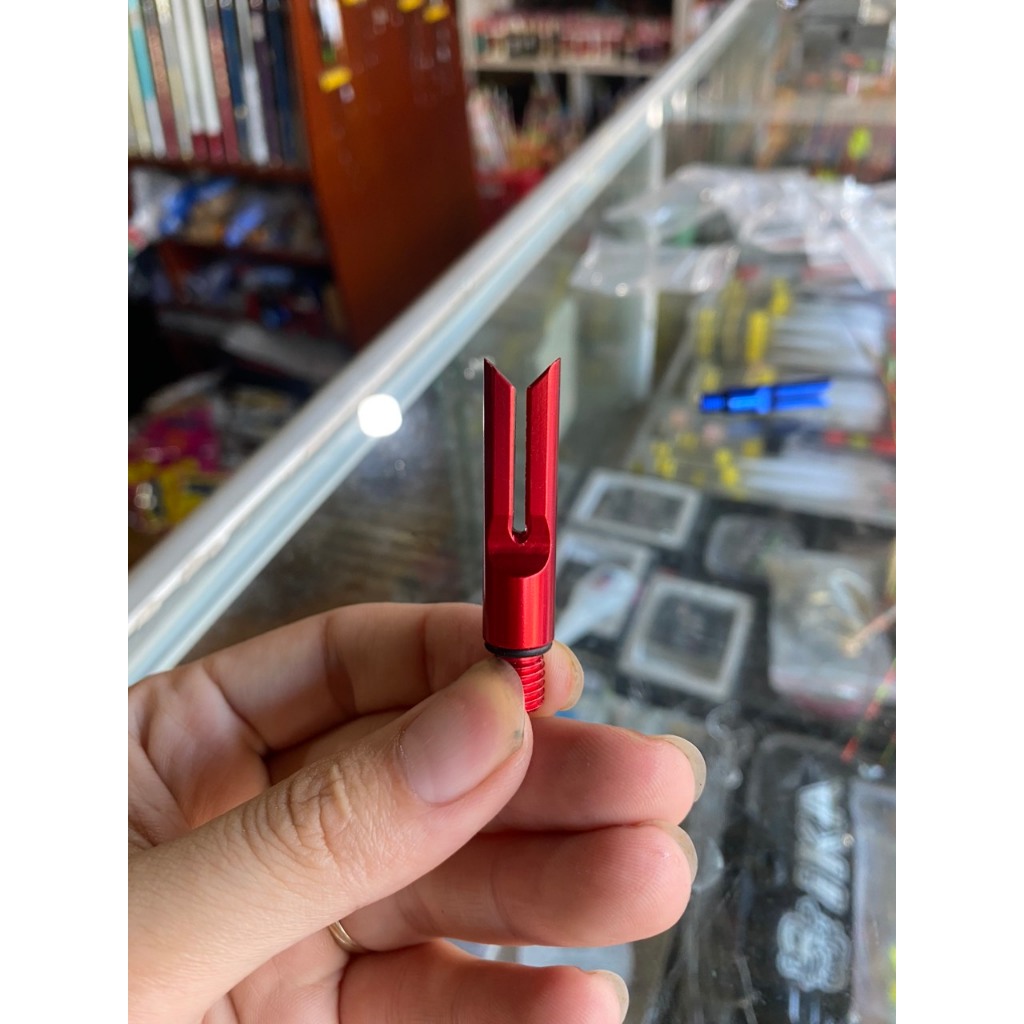 Đầu kẹp vẩy trục hợp kim cao cấp