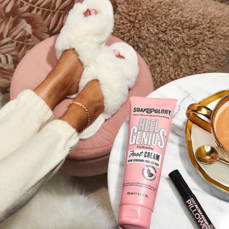 Kem dưỡng da chân Soap & Glory Heel Genius Moisturising Foot Cream 125ml