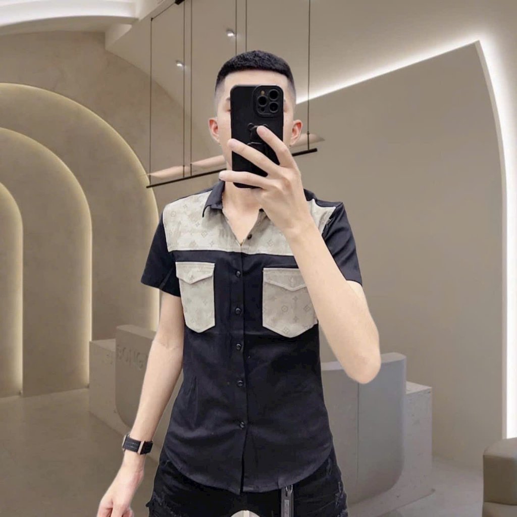 Áo Sơ Mi Nam Ngắn Tay Chất Đũi Phối Túi Màu Kem Mẫu Mới