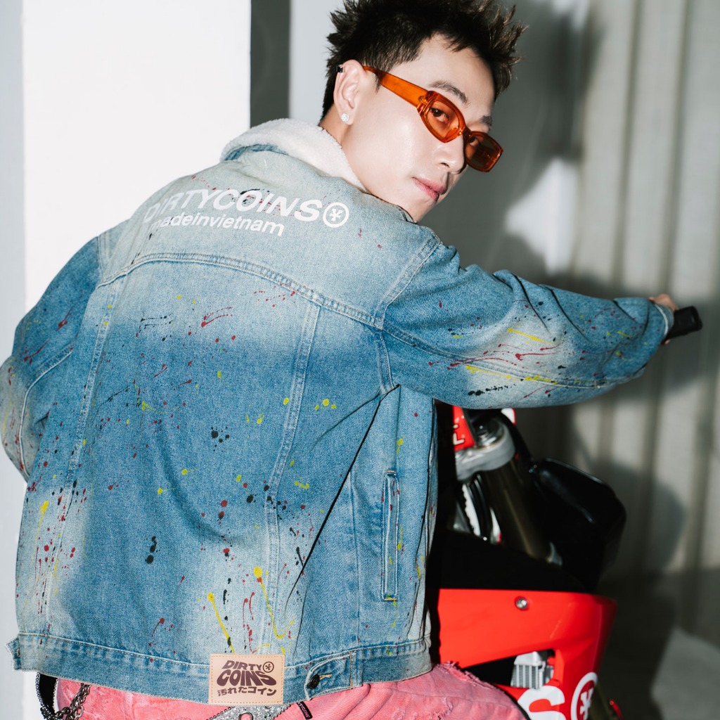 Áo Khoác DirtyCoins Fur Collar Spray Paint Denim Jacket