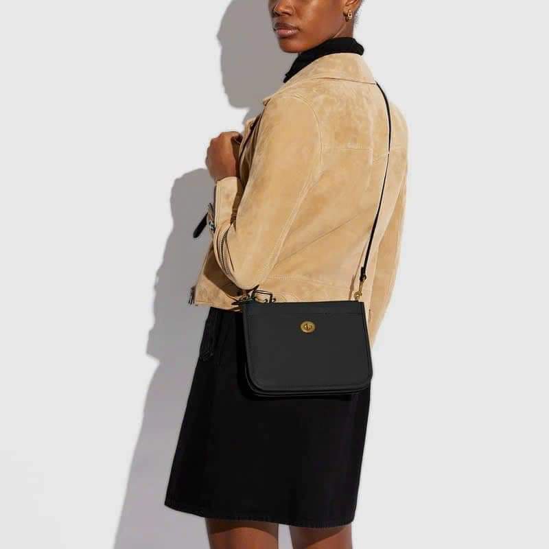 Túi Coach Slim Turnlock Crossbody Size 22.5x16cm - Màu Đen