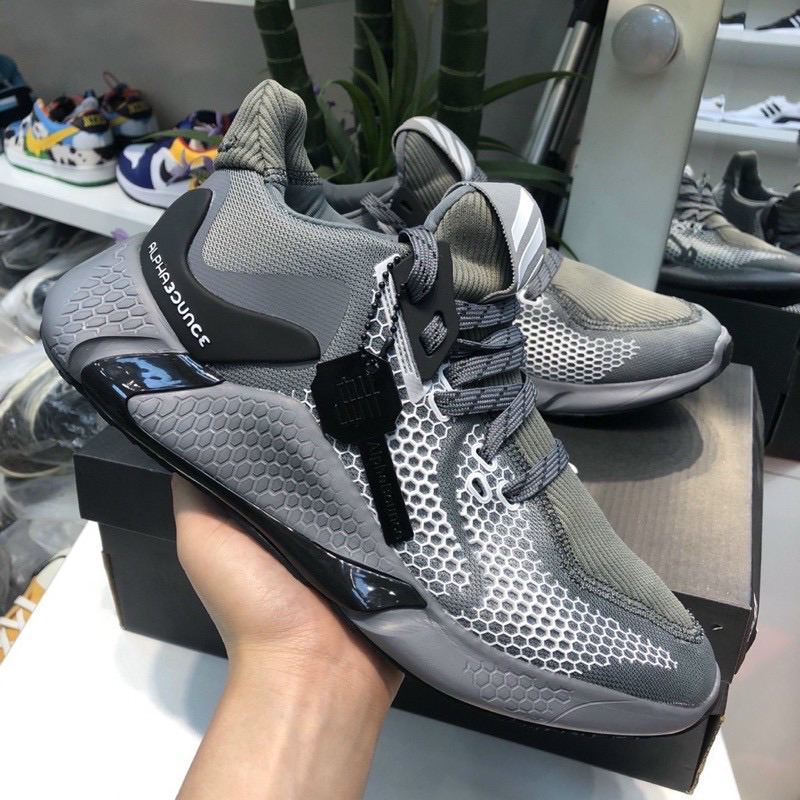 Giày Thể Thao Alphabounce Xám Đen 2020