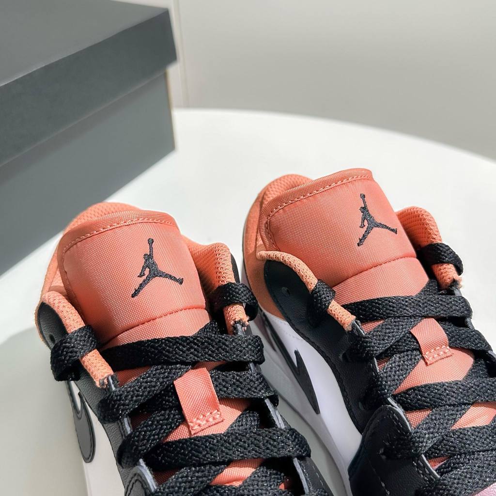 Giày thể thao Jordan 1 Low Sky Mauve