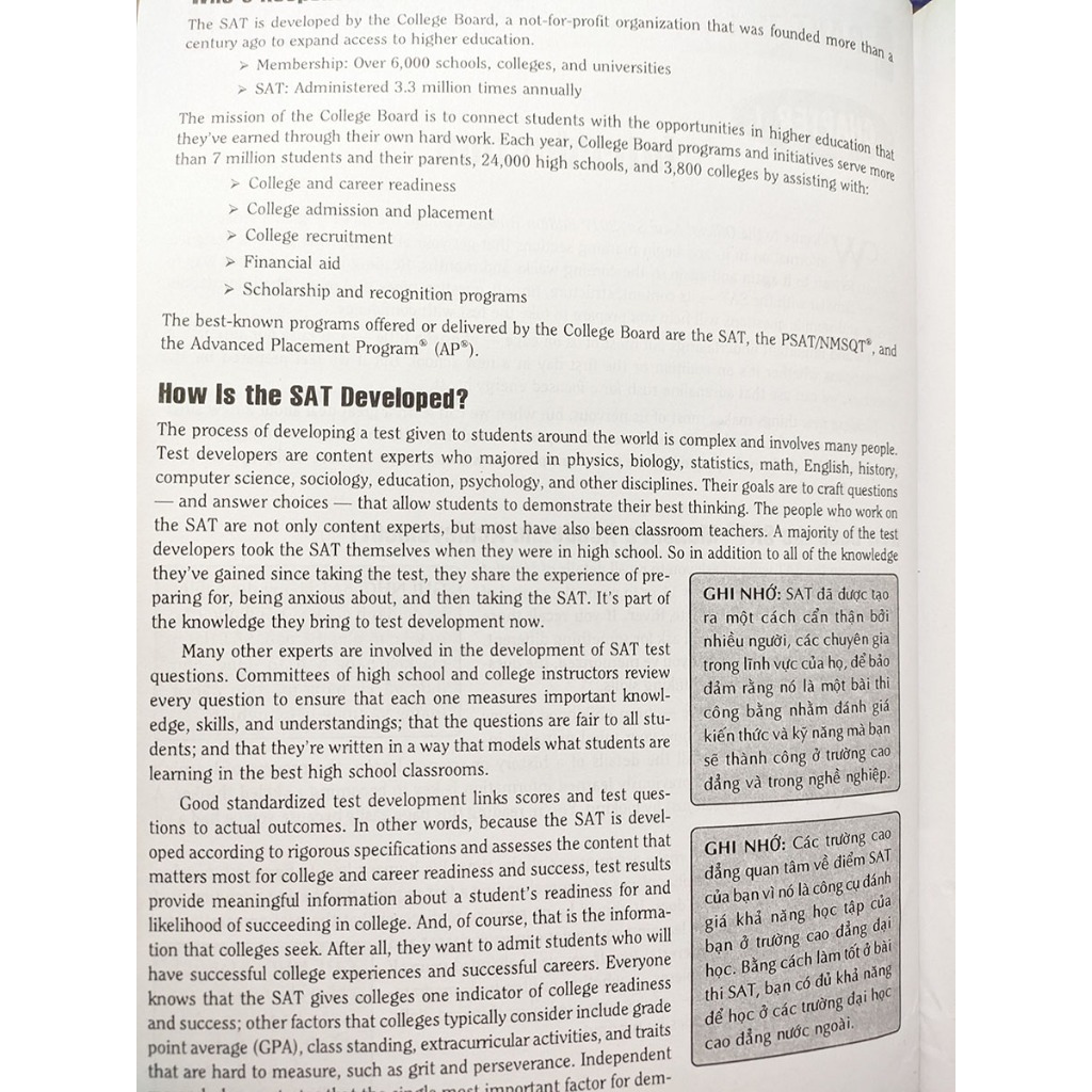 Sách - The Official New SAT - 2017 edition