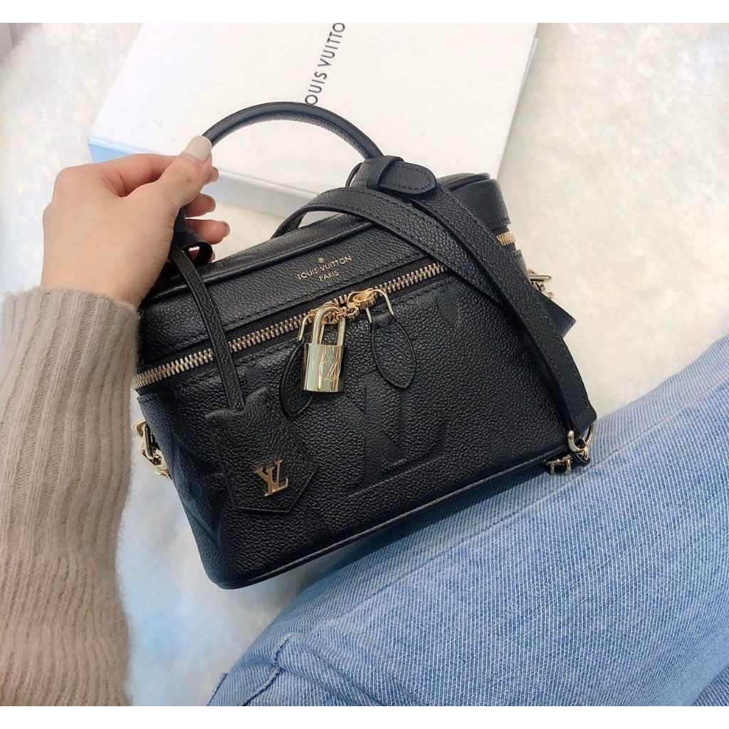 TÚI LV VANITY SZ19 DA DÊ