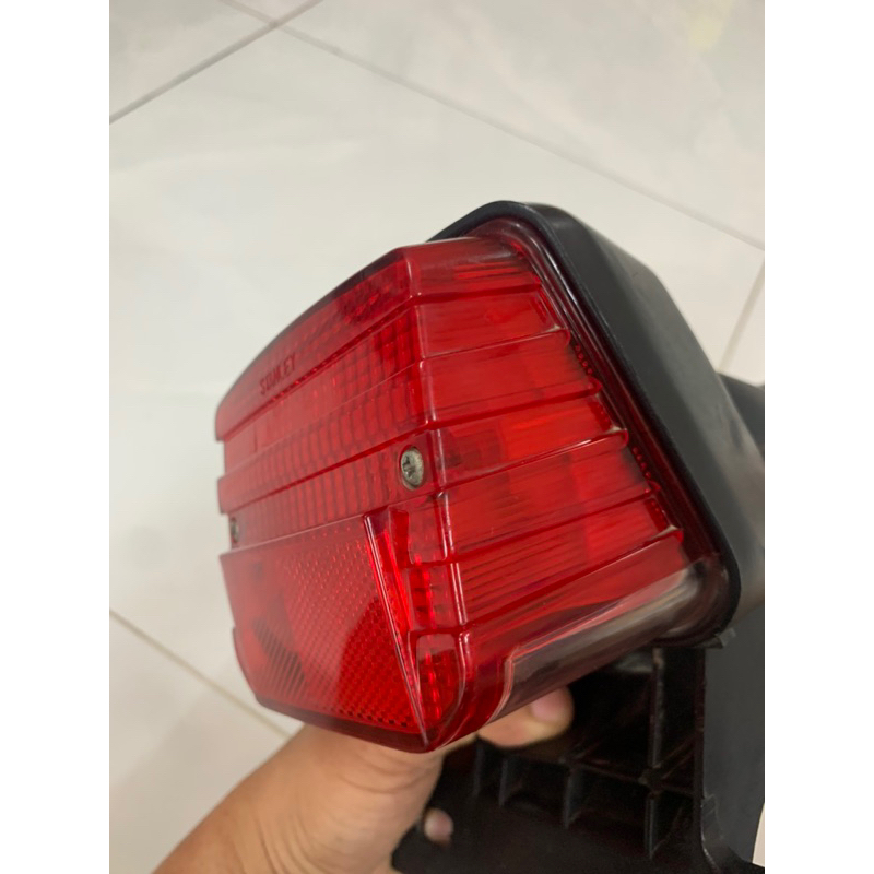 Đèn hậu win100 | honda win100 Indonesia