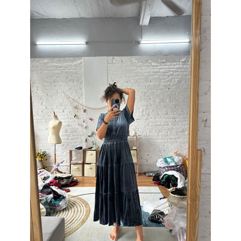 ĐẦM NHUNG MIDI DƯ XỊN