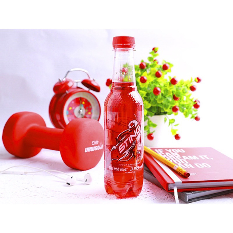 Thùng 24 chai nước tăng lực Sting dâu tây đỏ 330ml