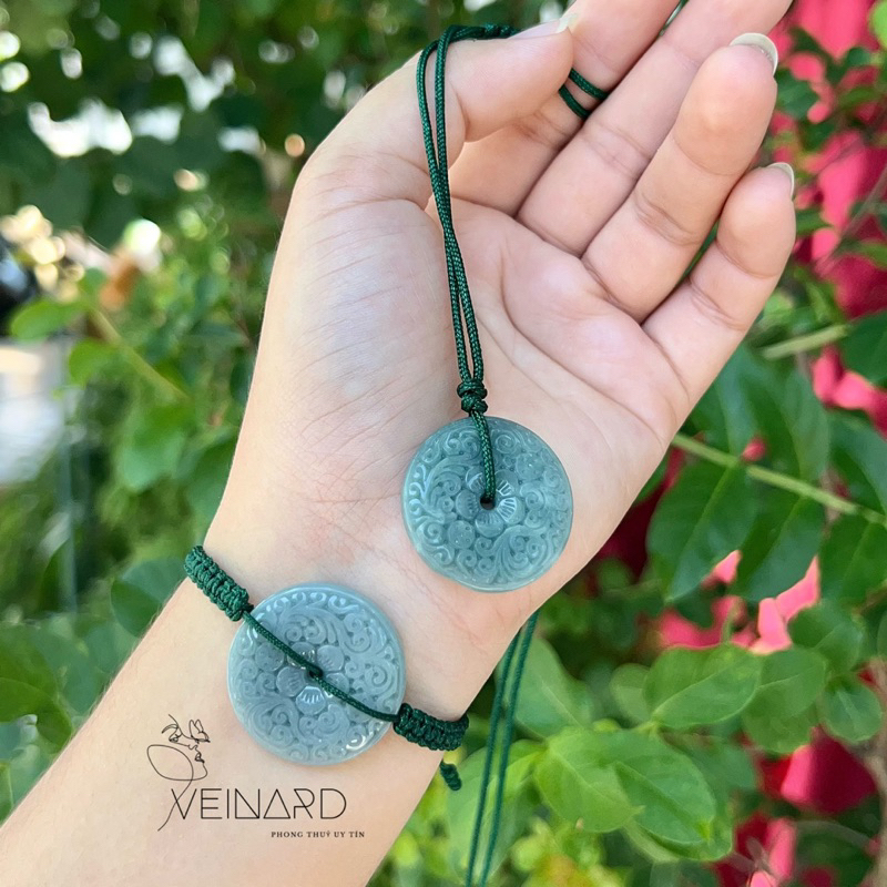 Đồng điếu lam ngoc chạm hoa văn