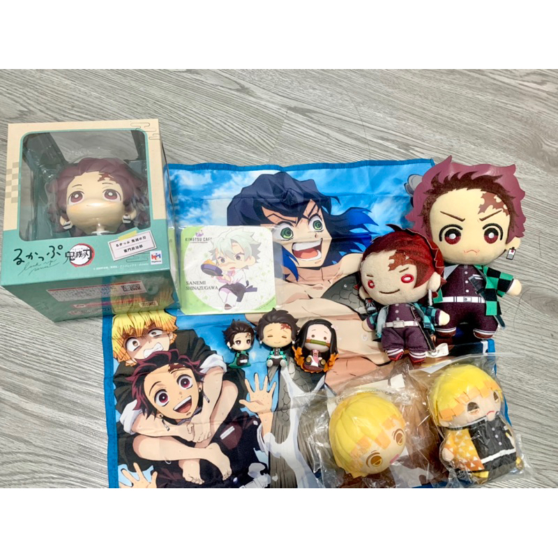 Goods Kimetsu No Yaiba - Khăn, Bánh Mì, Đậu Zenitsu, Mini Figure, Lookup Tanjiro, Lót Ly