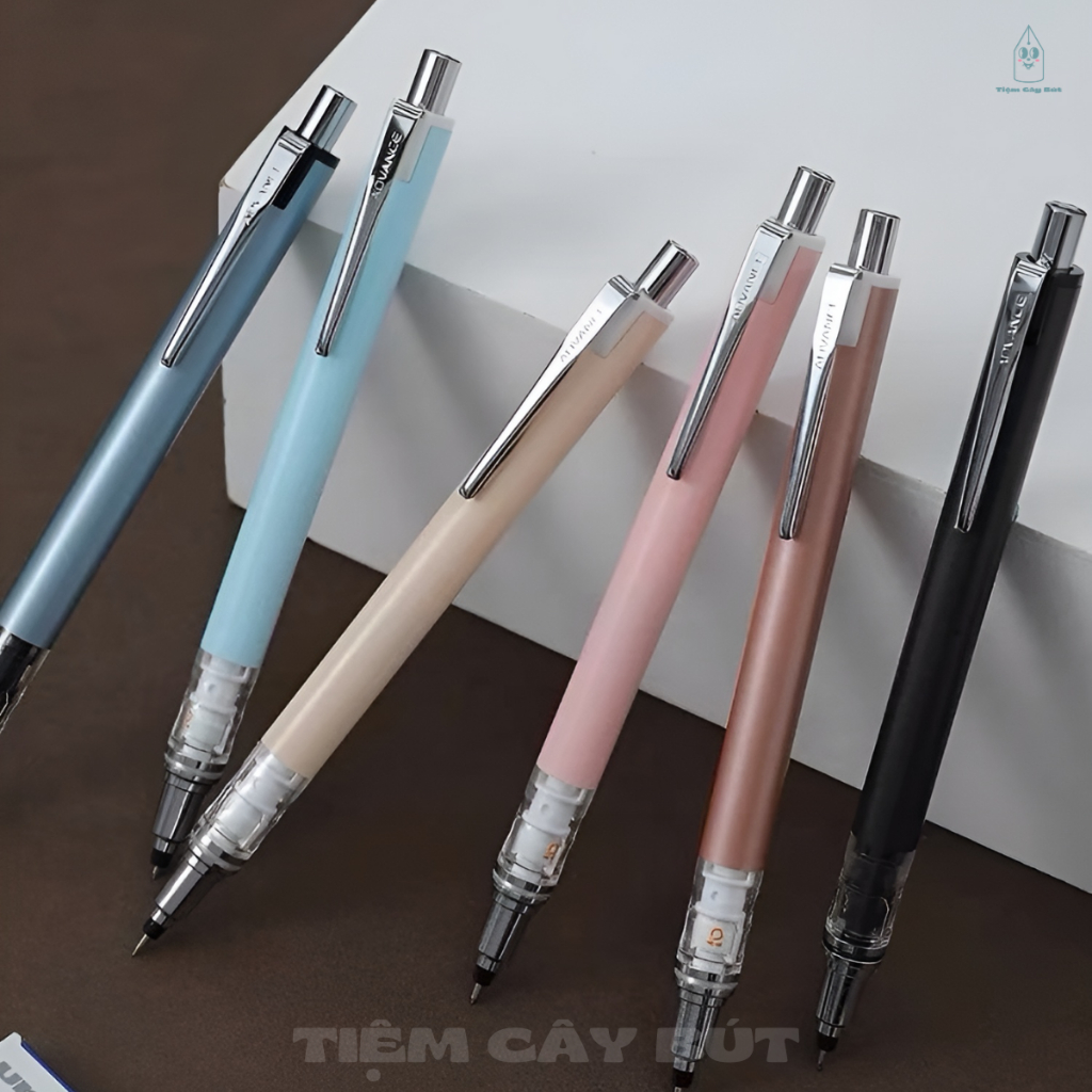 Bút chì kim xoay ngòi tự động UNI Kuru Toga Advance 0.5mm M5-559 Phiên Bản Giới Hạn