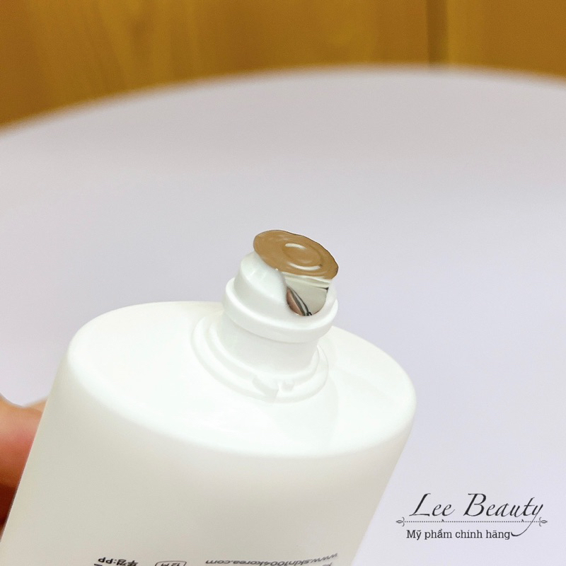 Kem dưỡng ẩm phục hồi da Skin1004 Madagascar Centella