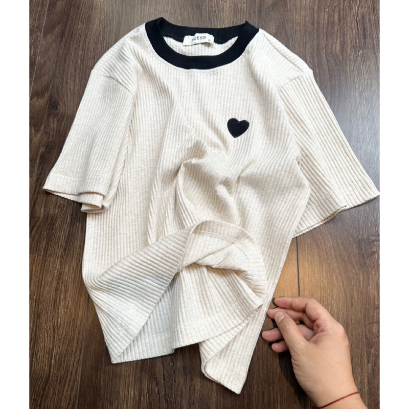 Áo thun gân SUESS TEE trái tim